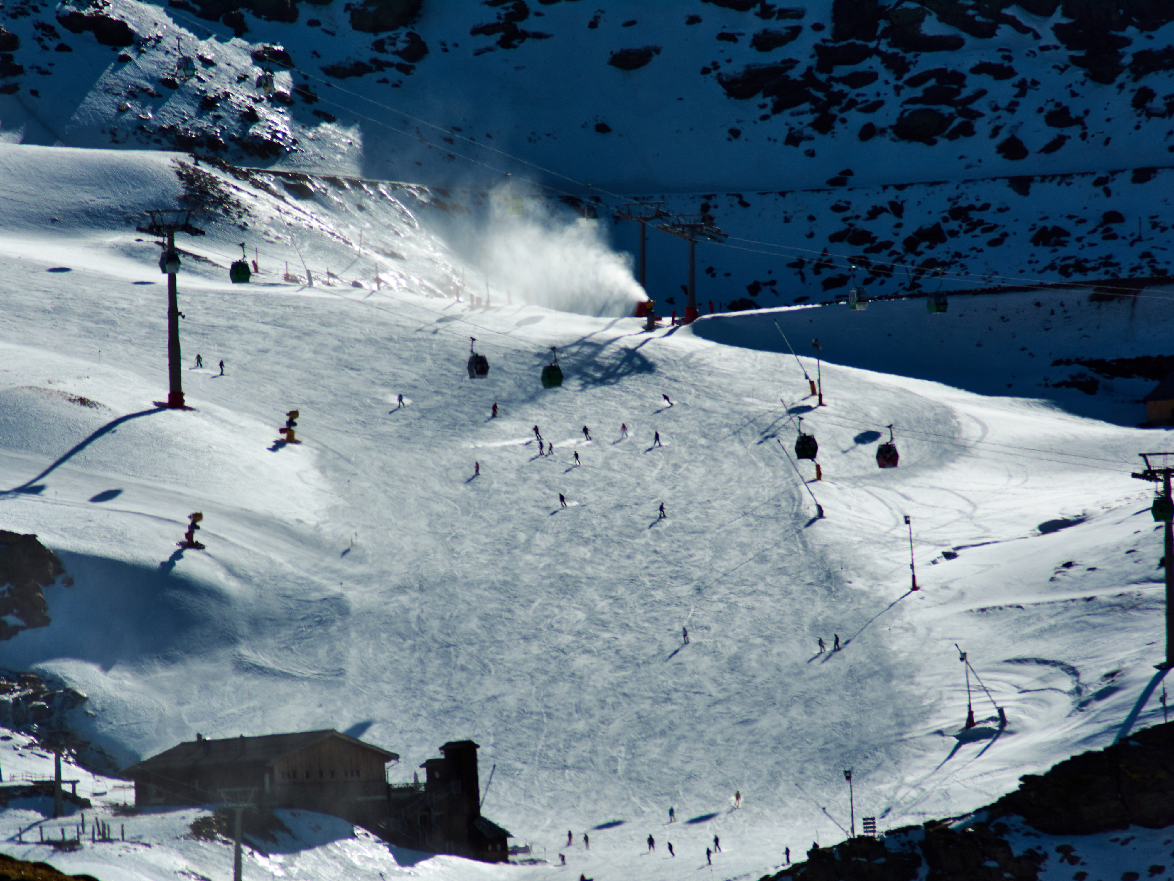 A day of skiing in the Sierra Nevada