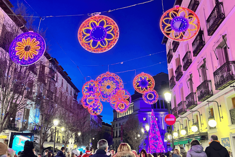 madrid-at-night-on-christmas-time