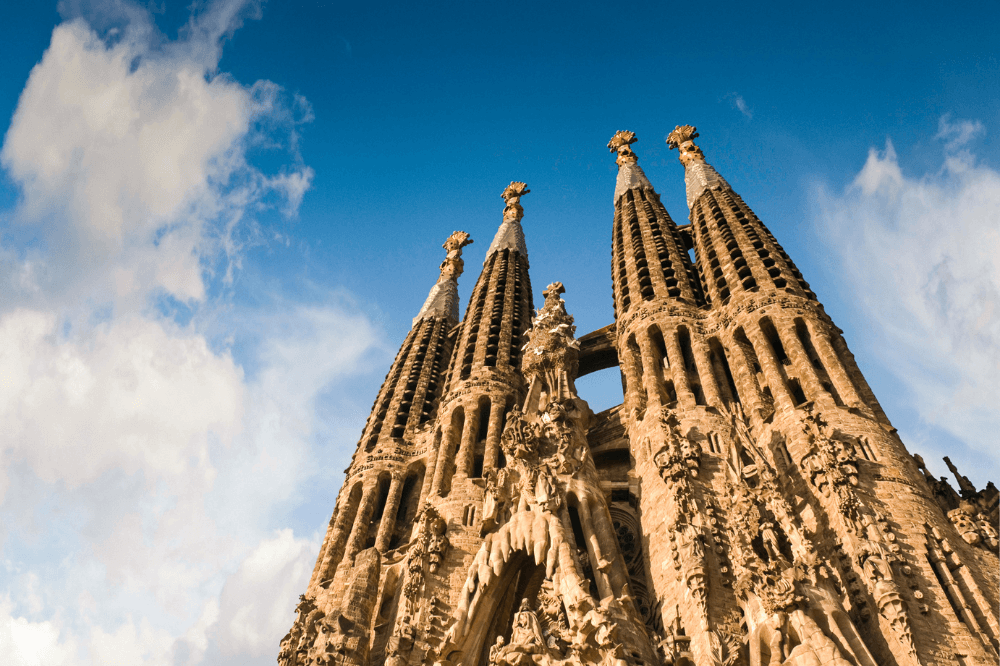 romantic-sagrada-familia